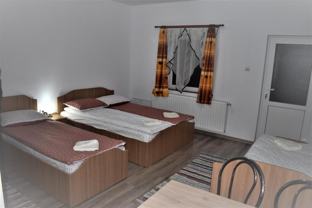 Kacsó Apartma Felsősófalva Kültér fotó